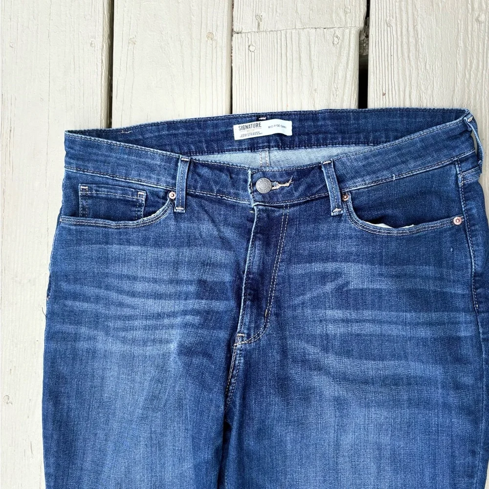 LEVIS Signature (Gold) by Levi Strauss Dark Blue Ankle Mid-Rise Jeans, Size: 14